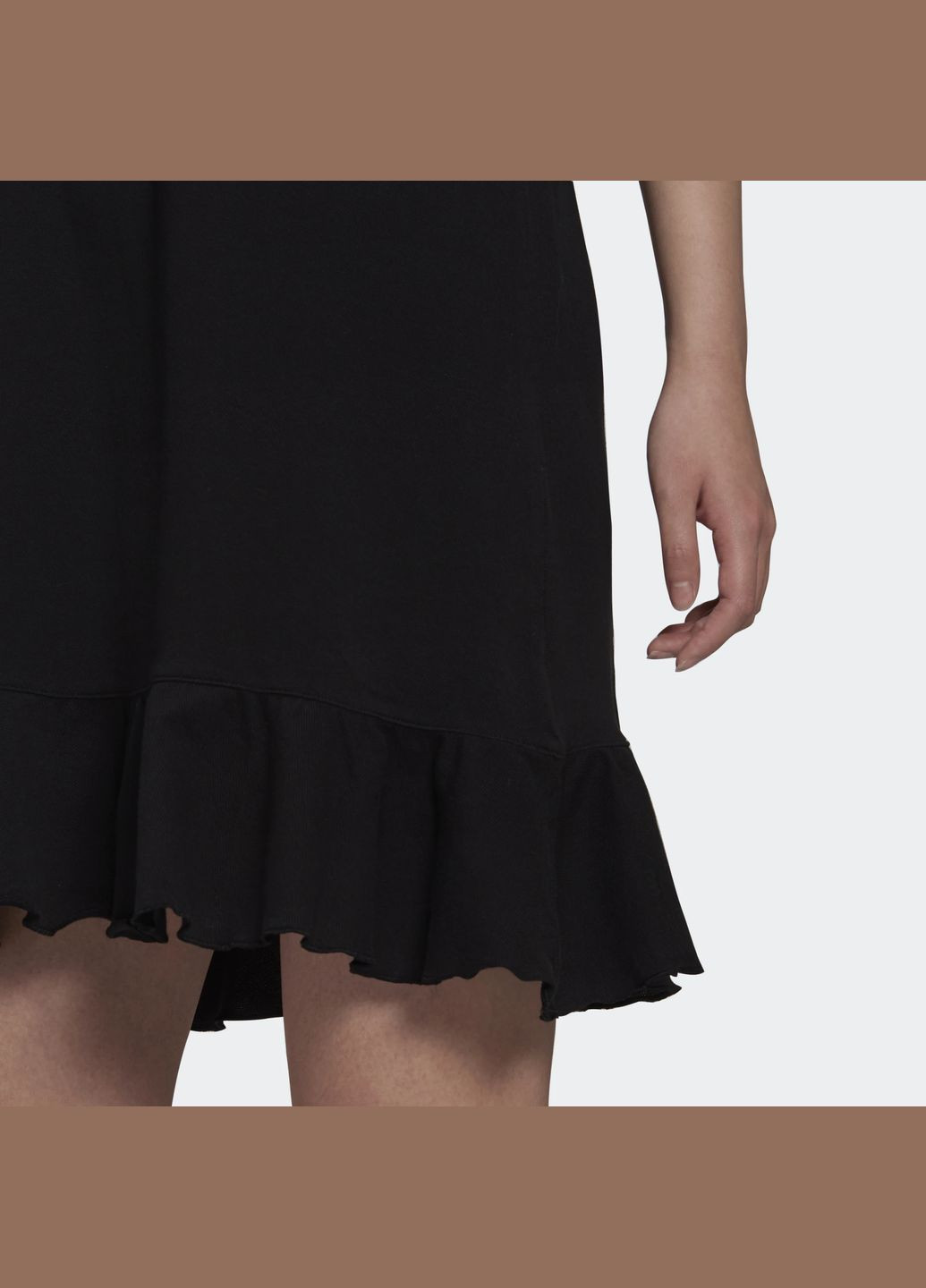 Чорна повсякденний сукня adidas однотонна