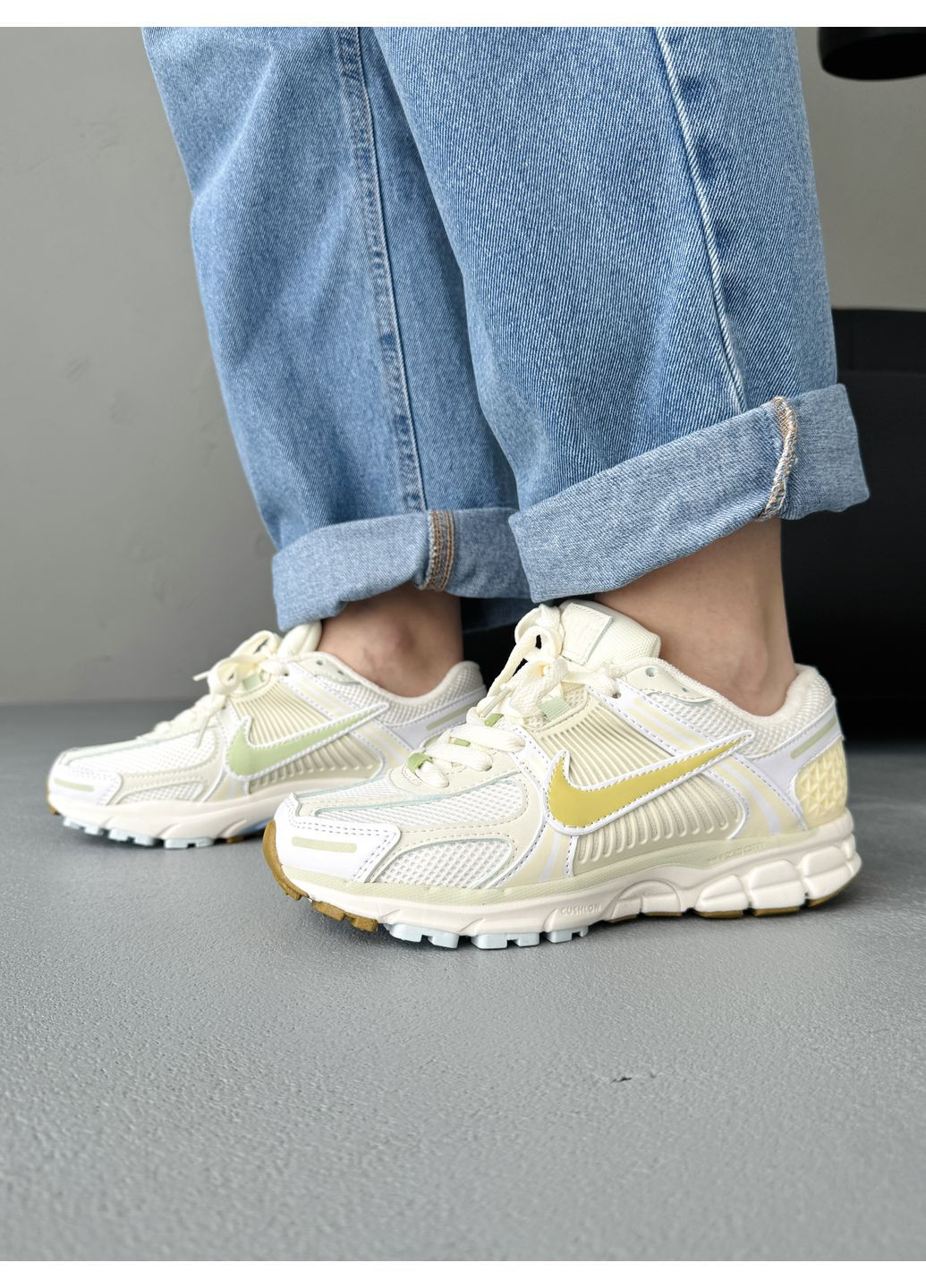 КРОССОВКИ ЖЕНСКИЕ NIKE ZOOM VOMERO 5 WHITE / LIME НАЙК АИР ЗУМ ВОМЕРО 5 No Brand белые демисезоны (367167790)