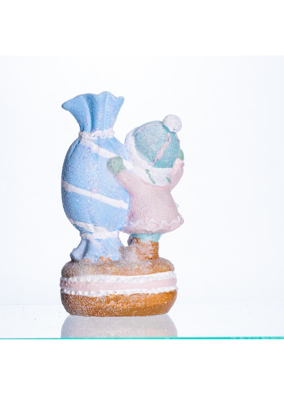 Новорічна декоративна фігурка з підсвіткою 12×9×20.5 см Новорічний декор Дитина з цукеркою з порцеляни CR-6-12 Yiwu (371478976)