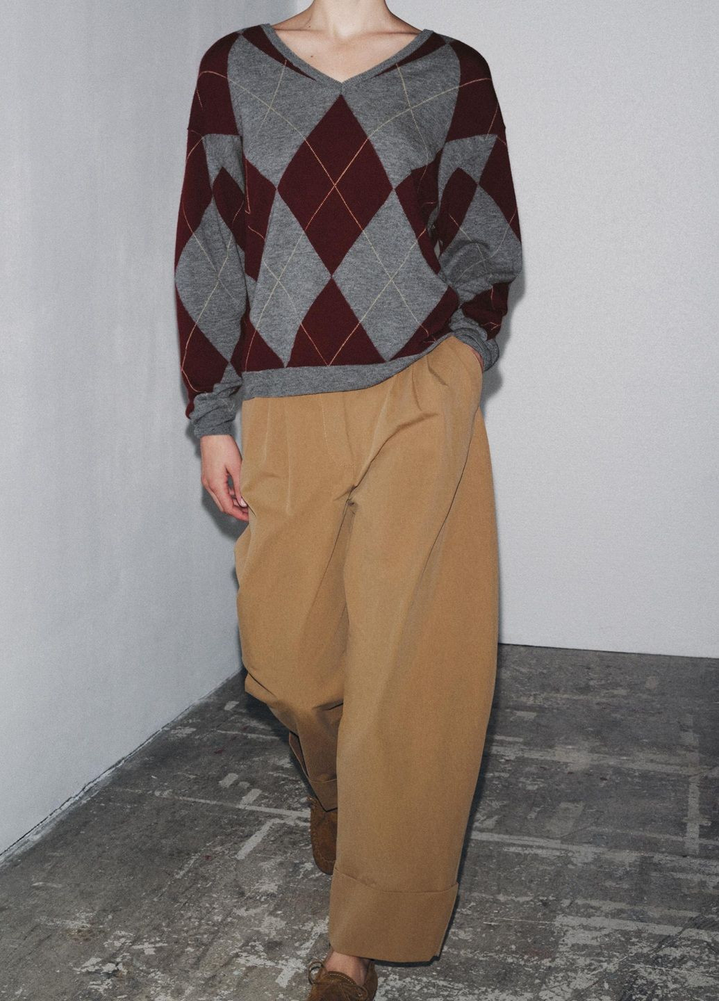 Комбинированный демисезонный свитер Zara