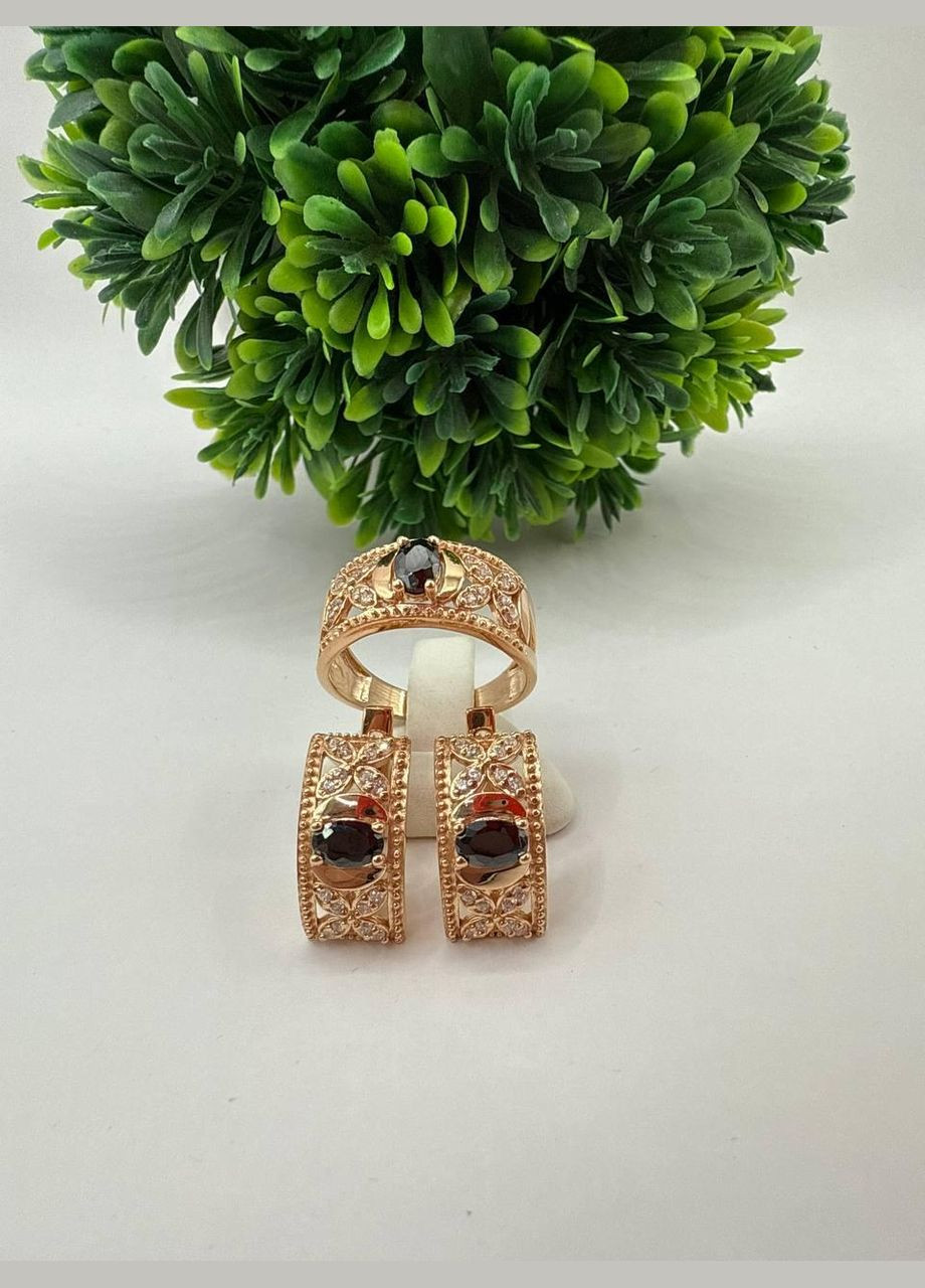 Набор серебряных украшений с золотыми вставками Роуз комплект кольца + серьги с черными камнями Позолота No Brand (338861846)