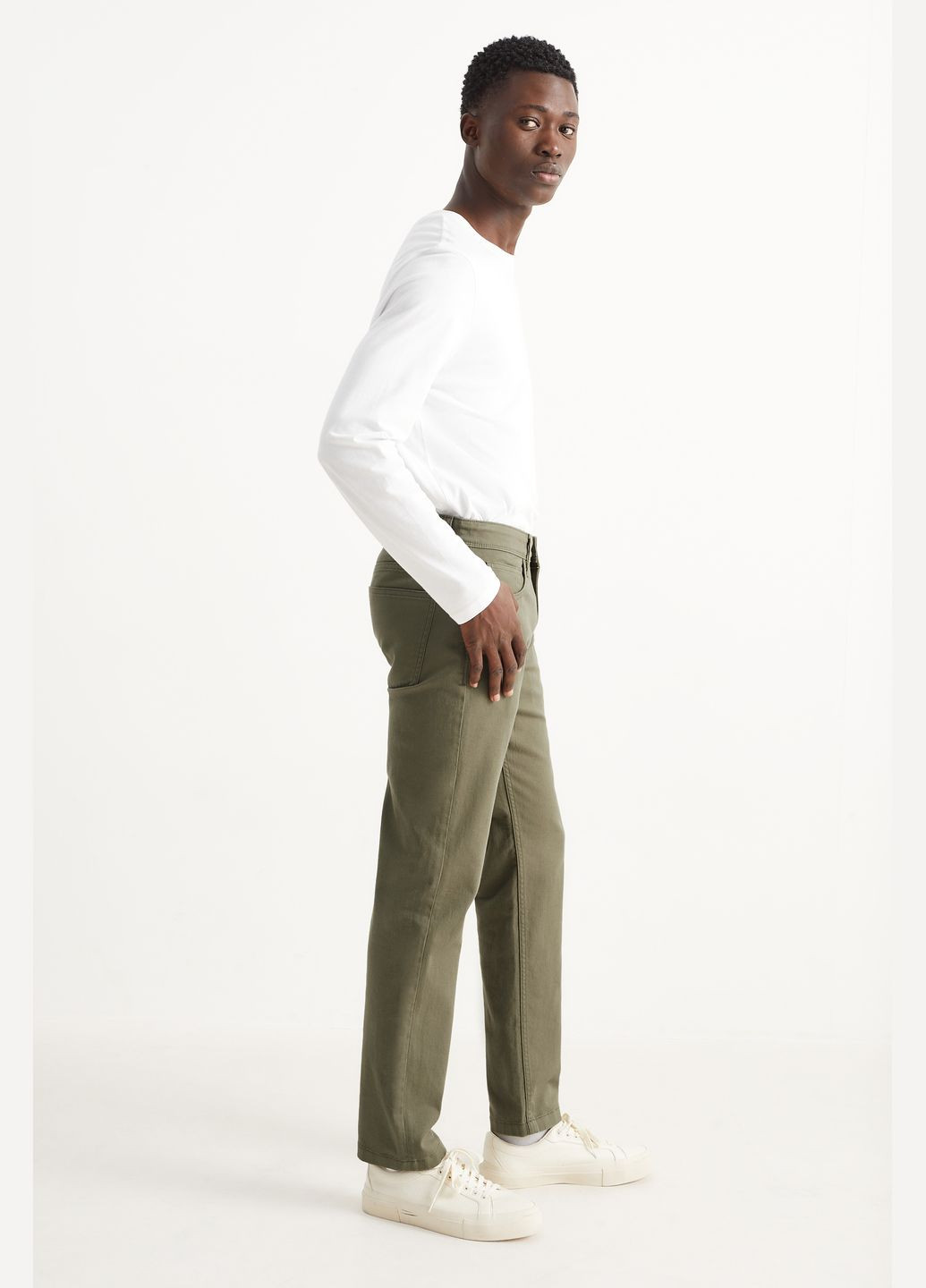 Хаки летние джинсы slim fit C&A