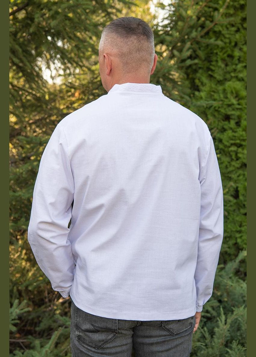 Белая мужская вышиванка белая по белому с золотым гербом – праздничная элегантность узор орнамент приталенная, свободная, прямой лен (321967590)