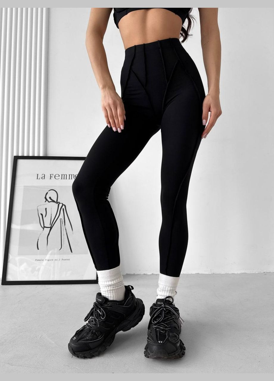 Спортивний костюм зі «швами назовні» (топ з чашками та легінси з пуш-ап ефектом), чорного кольору, розмір S Trends (330757608)