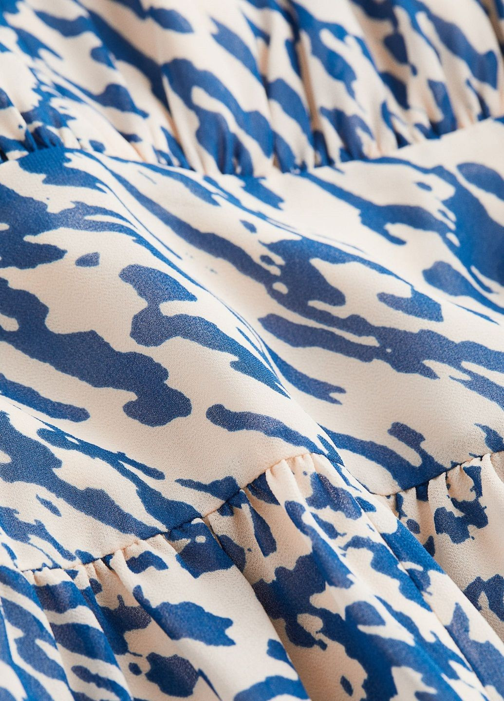 Синее кэжуал платье H&M с рисунком