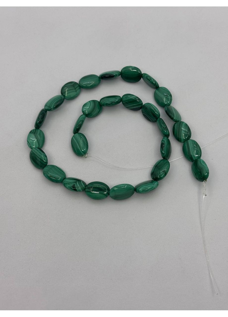 Малахіт на нитці без застібки 10*14 мм 40 см Зелений No Brand (350633879)