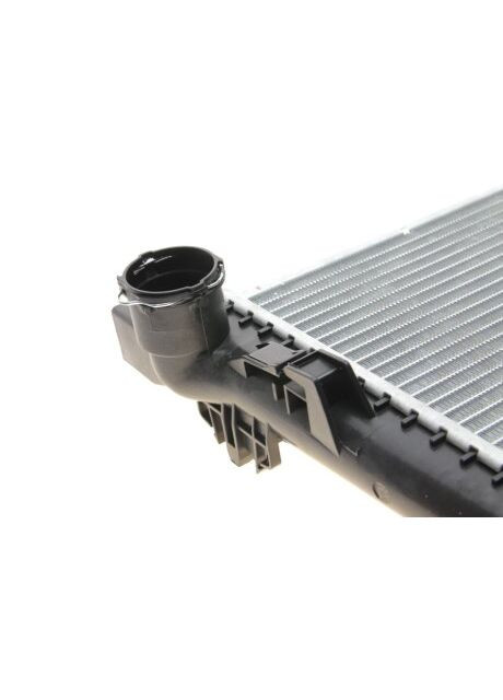 Радиатор охлаждения двигателя W203(C) MT/AT +/-AC 00-02 ( ) 30002286 Van Wezel (366132867)