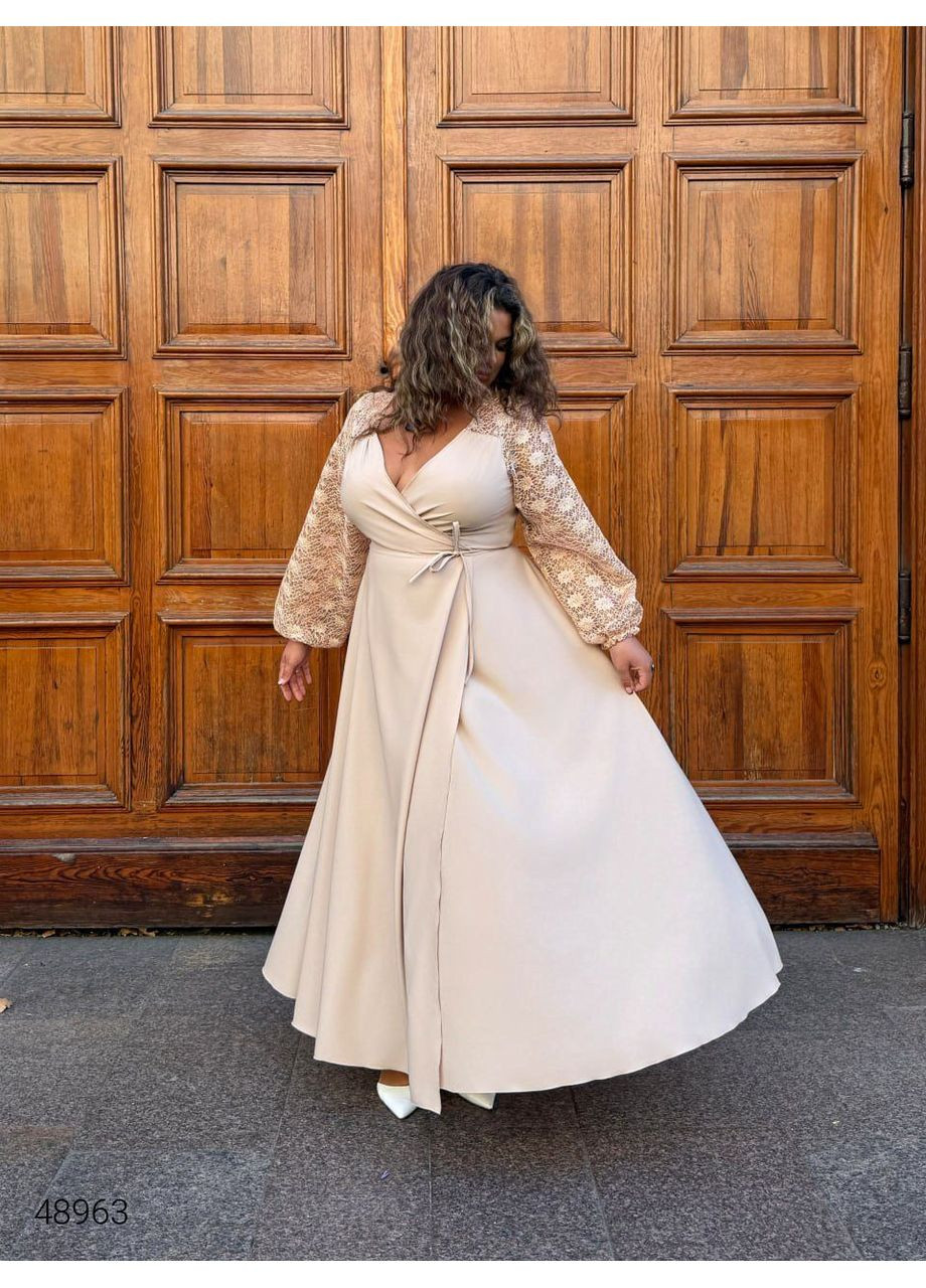 Бежева вечірня сукня максі з акцентними вставками Byron однотонна