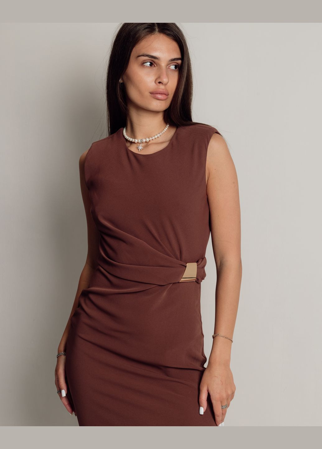 Коричневое вечернее платье длинное женское приталенное Phardi