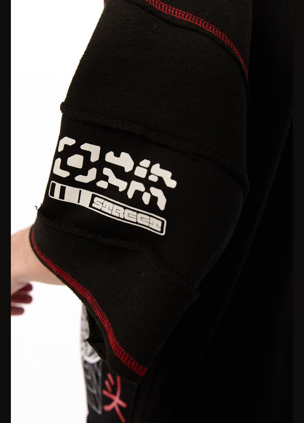 Чорна футболка sm-2419 ТУР