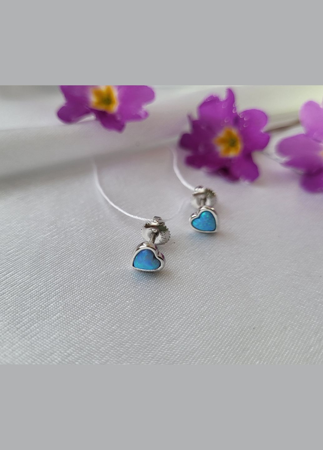 Серебряные серьги гвоздики на закрутках Сердце с голубым опалом серебро 925 пробы Родированное ск2опг/1185 No Brand (306743363)