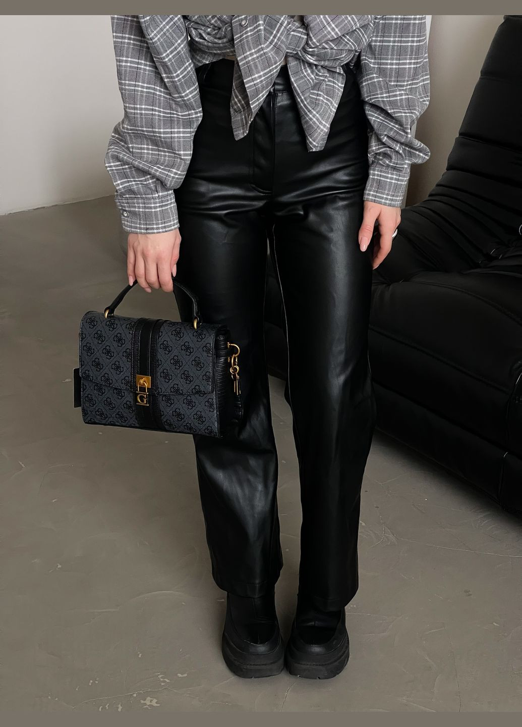 Жіноча сумка Гесс Ginevra Logo Elite (сірий колір) No Brand (318652845)