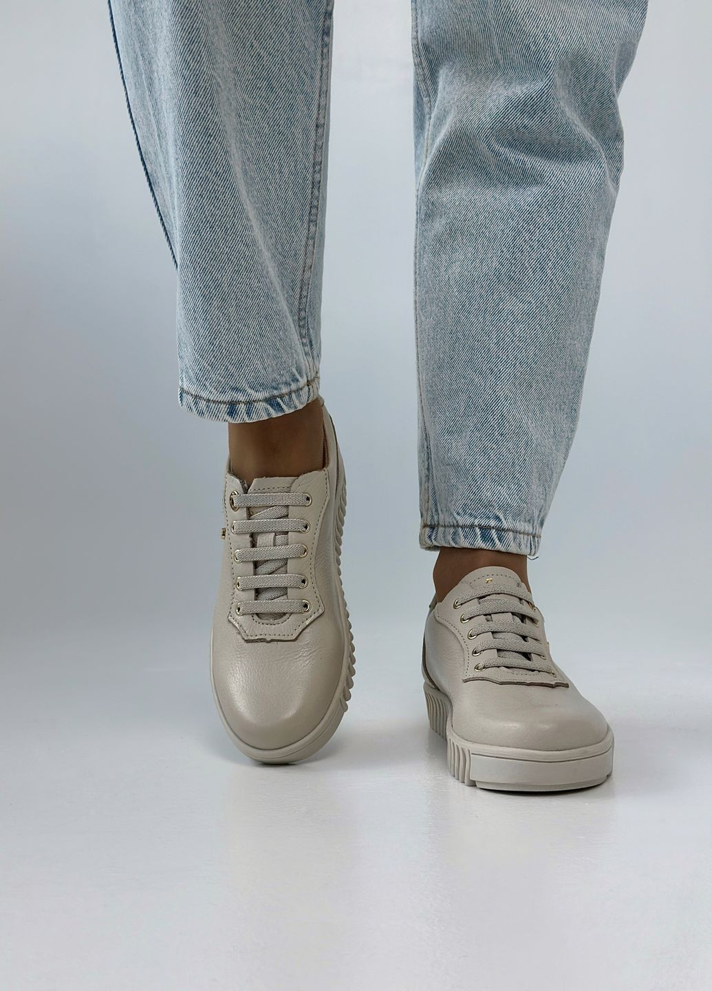 Бежеві кеди Pegada