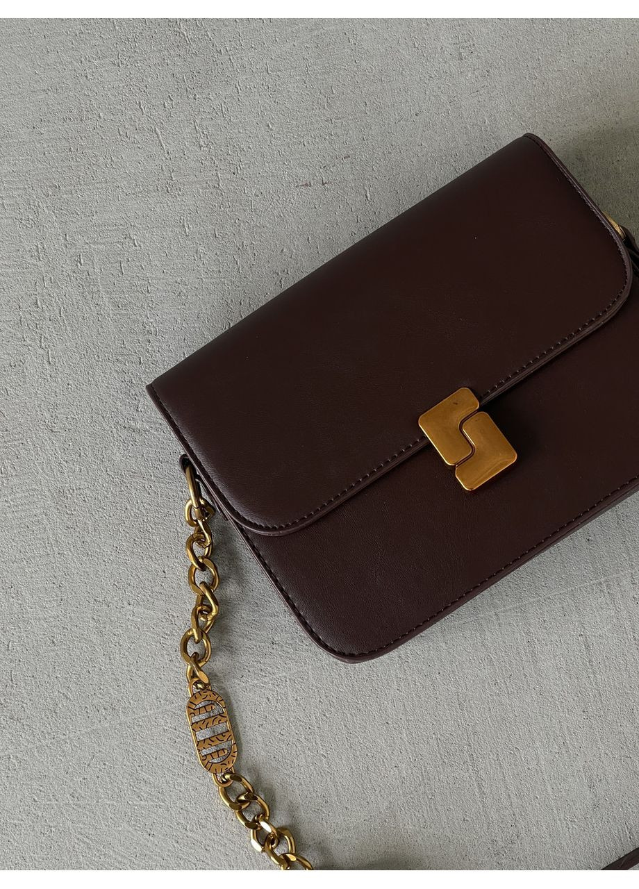 Сумка жіноча класичний клатч бургундський через плече з 2 ременями брелком Bearbrick No Brand (369935386)