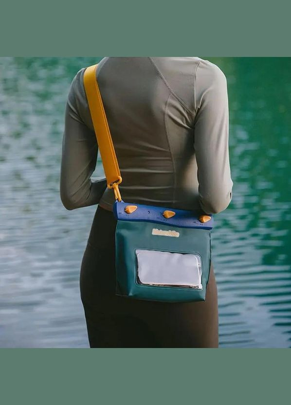 Сумка водонепроницаемая CNK2300BS016 5.6L Dark Green Naturehike (316443109)