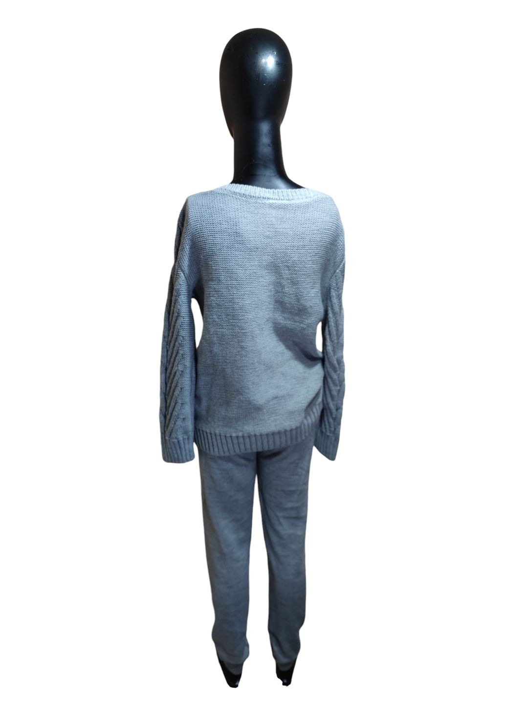 Костюм жіночий сірий в'язаний косичка No Brand (316141176)