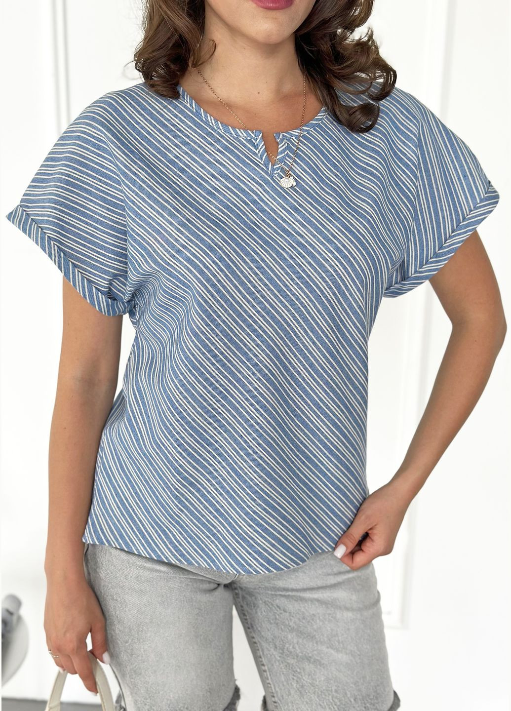 Голубая легкая женская блуза из натурального хлопка INNOE Блуза-футболка