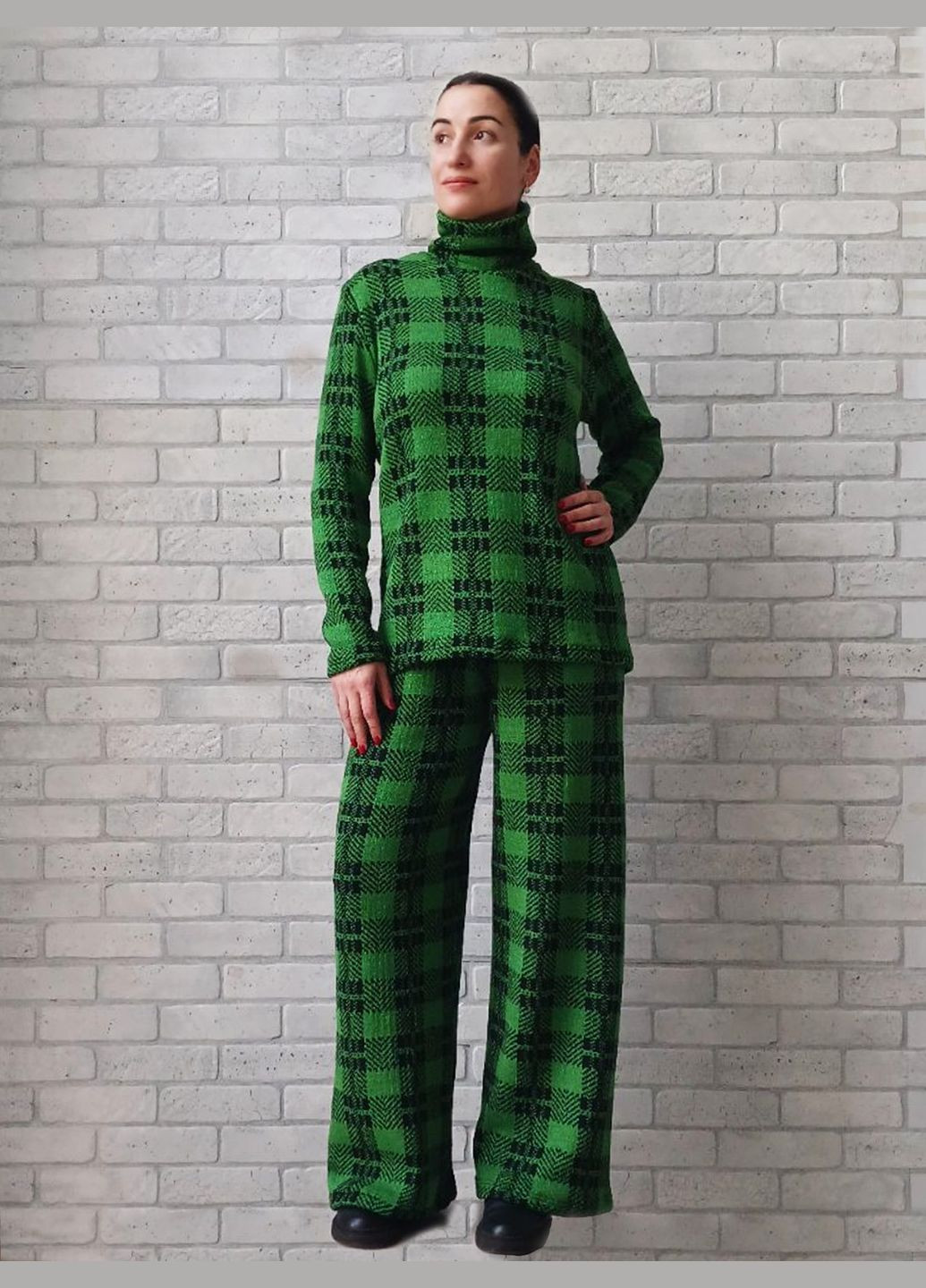 Жіночий теплий в'язаний зимовий костюм у клітку, водолазка з широкими штанами, зелений акрил в'язка No Brand (315701313)