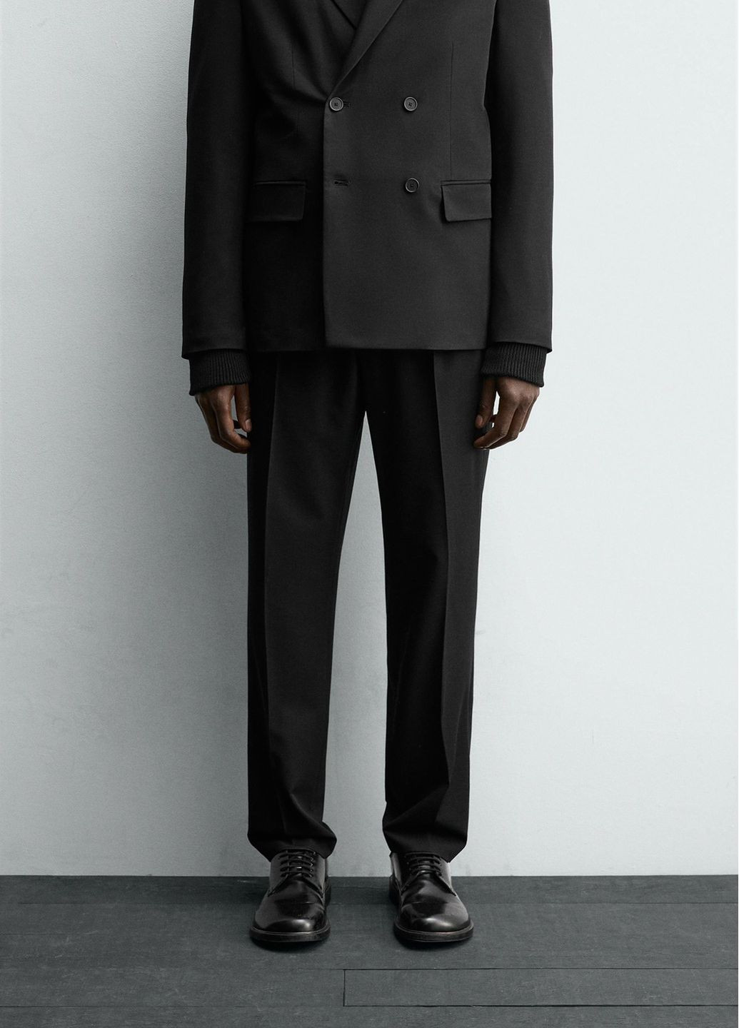 Черные классические демисезонные брюки Zara