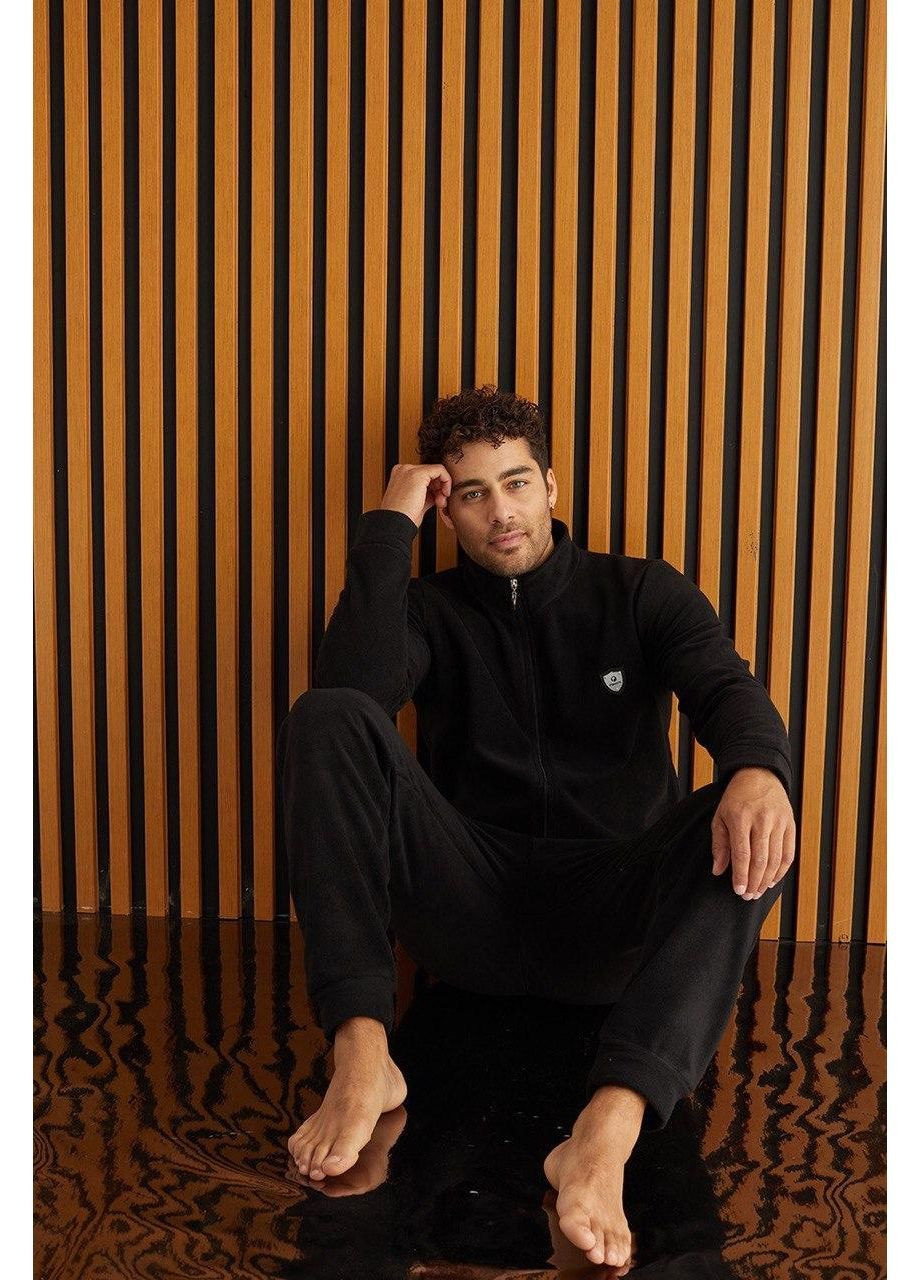 Черный мужской домашний костюм из флиса полар на молнии черный Pijamoni