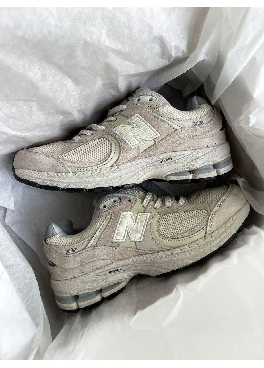 Бежевые демисезонные кроссовки мужские new balance 2002r beige нью беланс 2002r No Brand