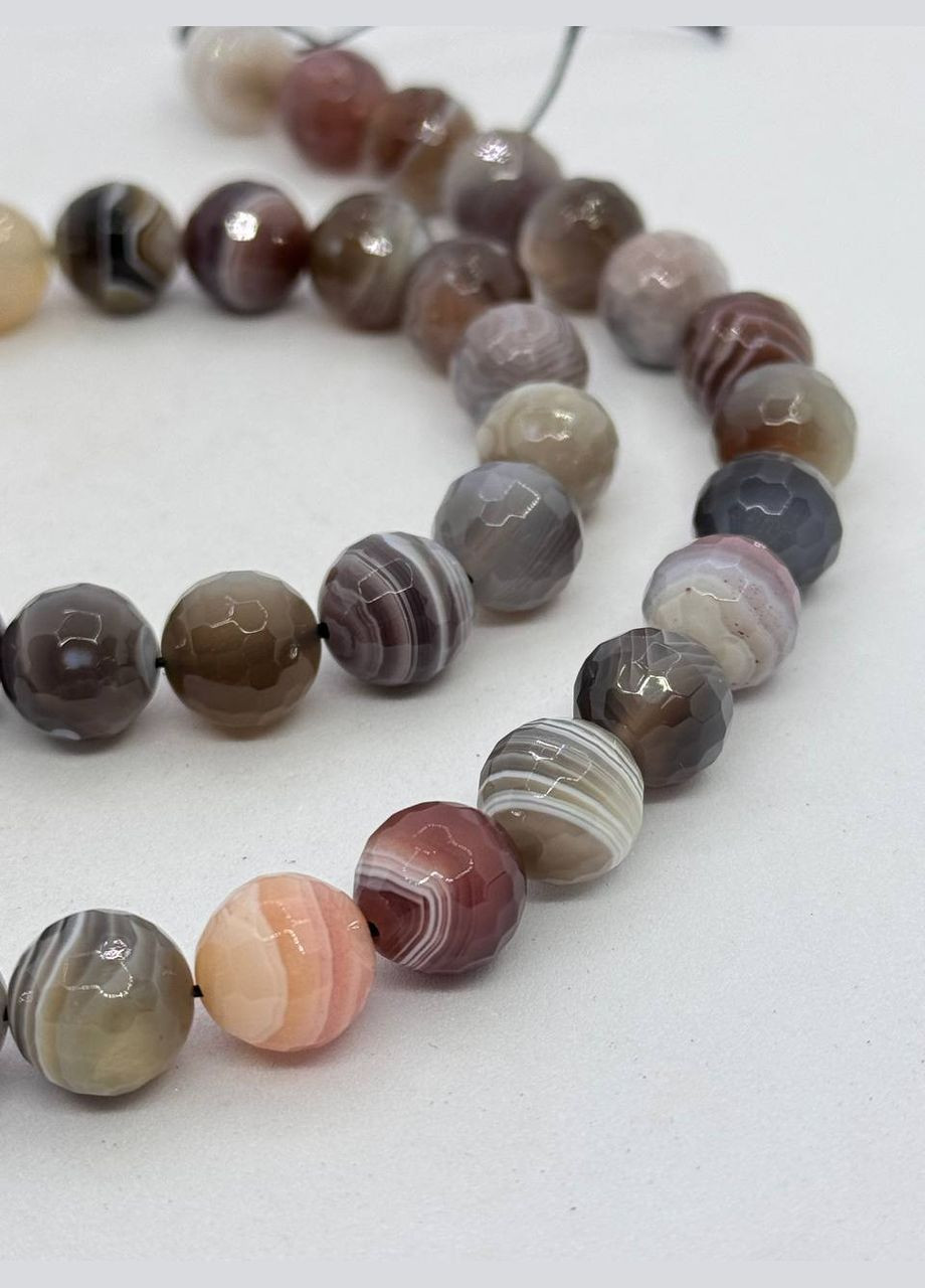 Агат Ботсвана на нитці без застібки 10 мм Різнокольоровий No Brand (331610922)