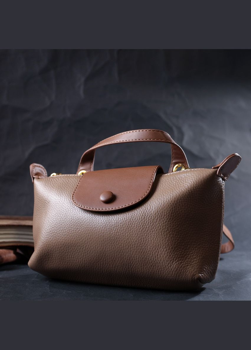 Идеальная женская сумка с интересным клапаном из натуральной кожи бежевая 22251 Vintage (329195506)