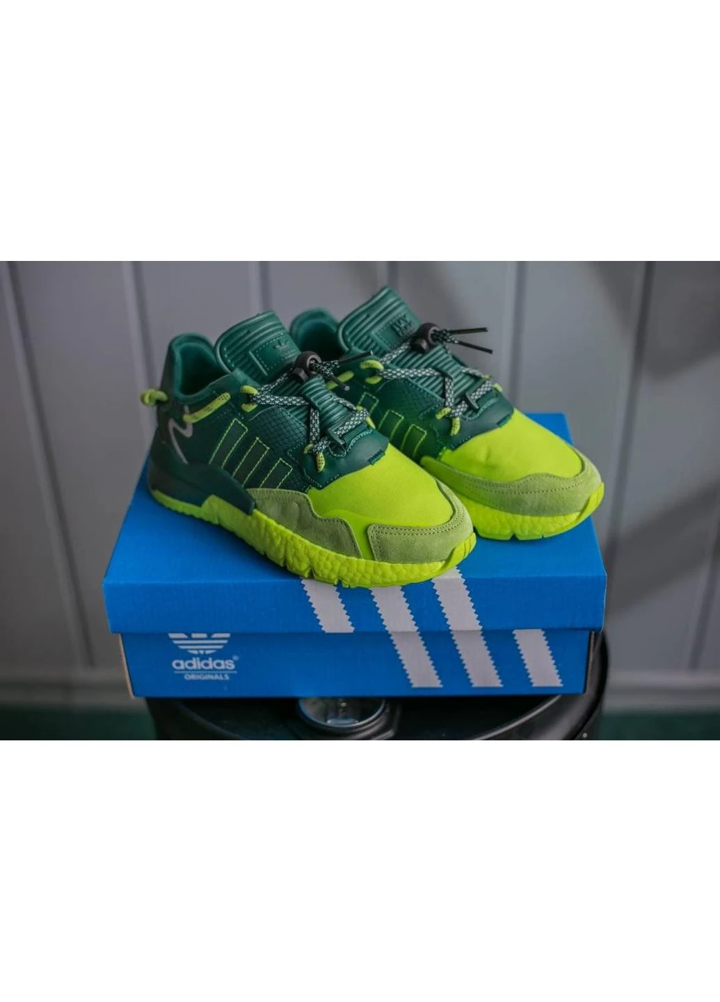 Зеленые летние кроссовки adidas nite jogger green адидас найт джогер No Brand