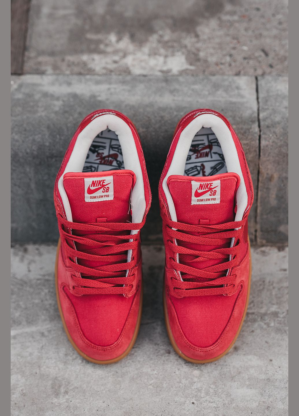 Красные демисезонные кроссовки мужские nike sb dunk low red | найк сб данк низкие красные красные No Brand