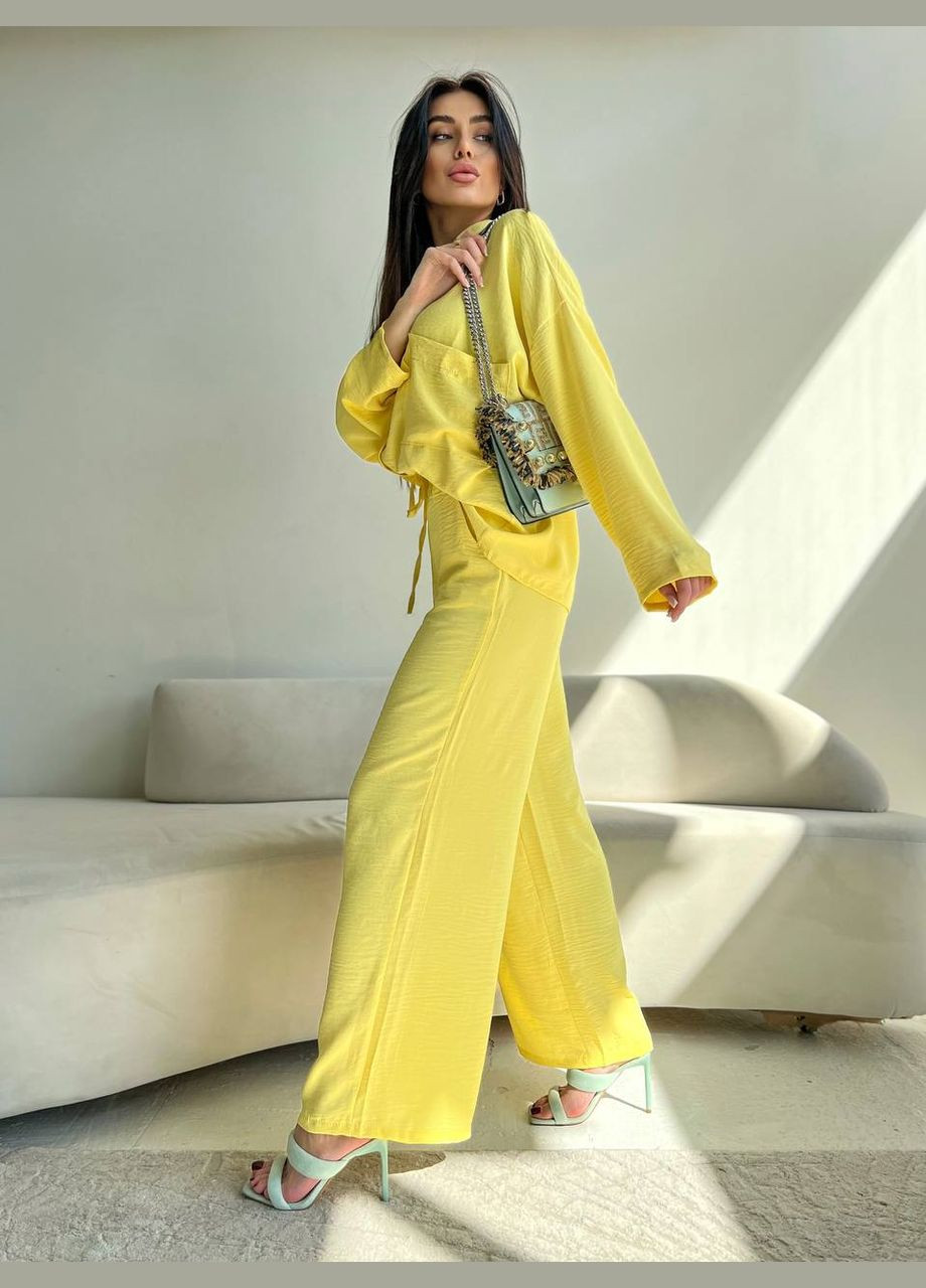 Жіночий костюм-двійка колір жовтий р.42/44 454376 New Trend (290111617)