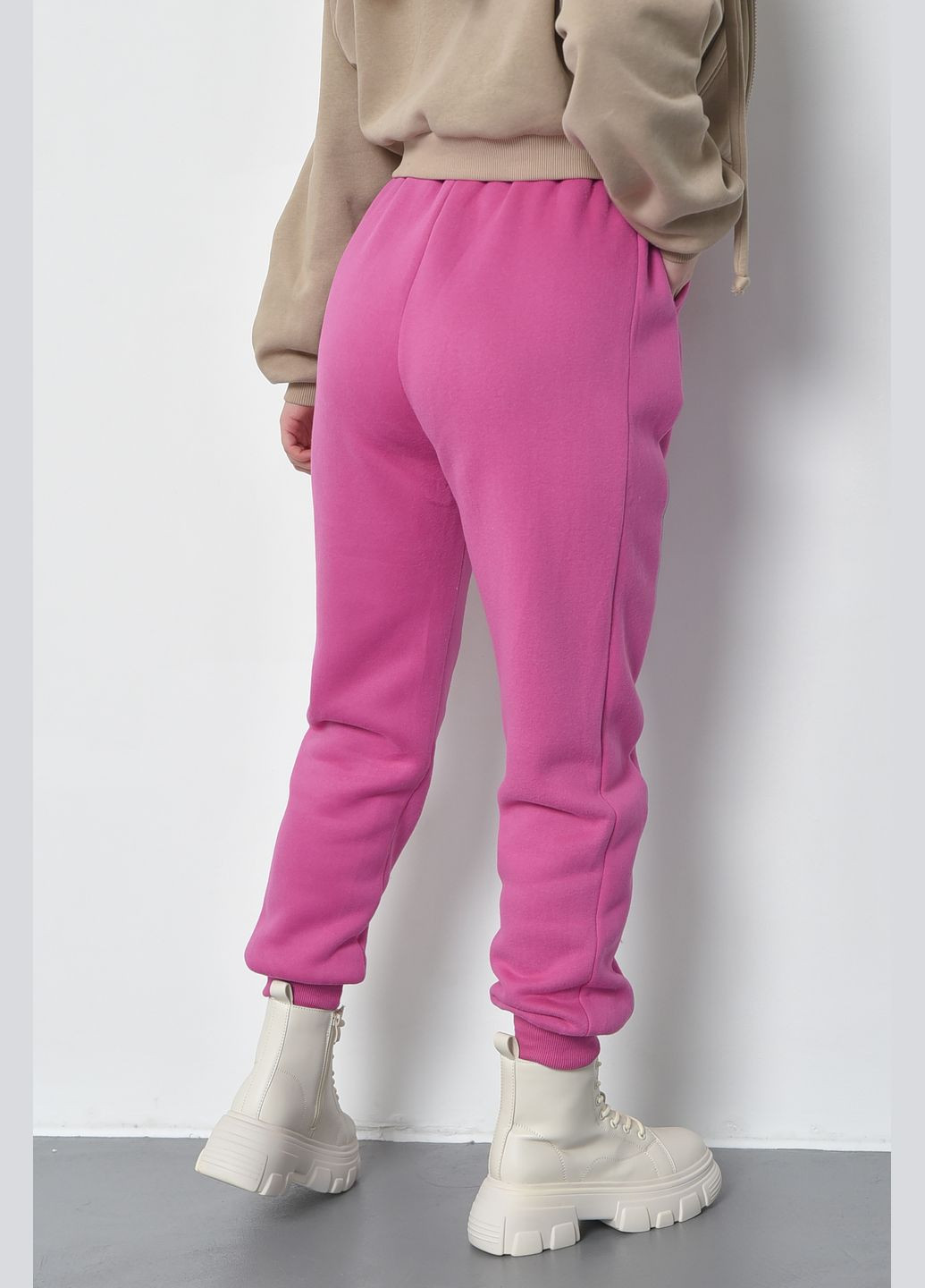 Спортивные штаны женские на флисе сиреневого цвета Let's Shop (285779383)
