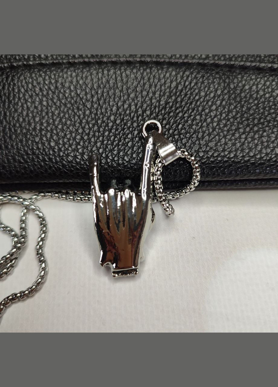 Кулон "Жест Коза. Череп" SureGeek (316635087)