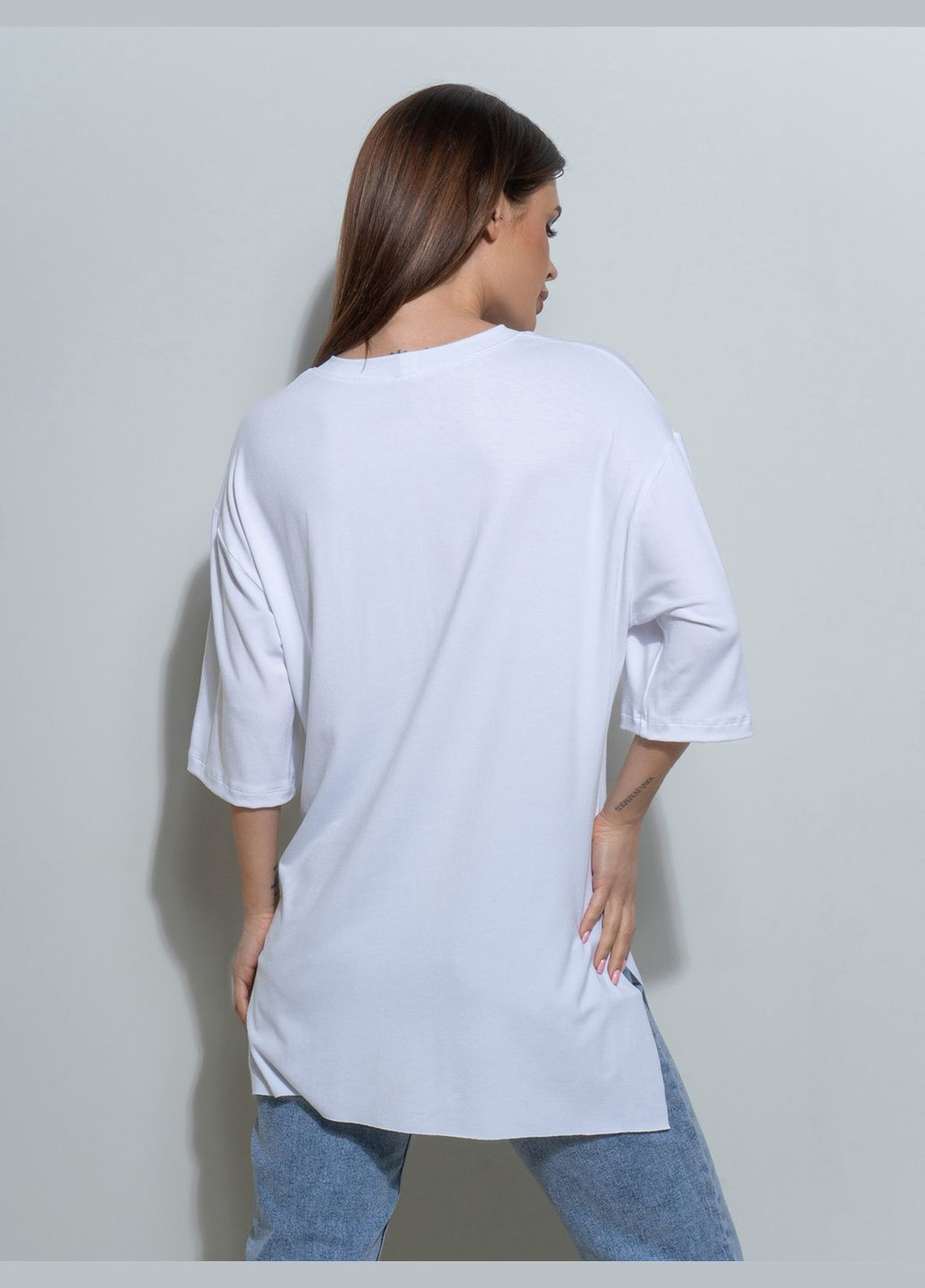Белая летняя футболки ISSA PLUS 14495