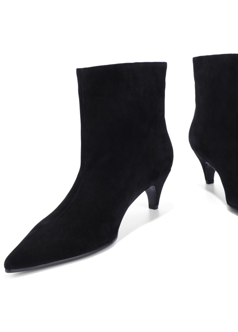 Осенние женские ботинки 2605-0501 черный велюр MIRATON тканевые