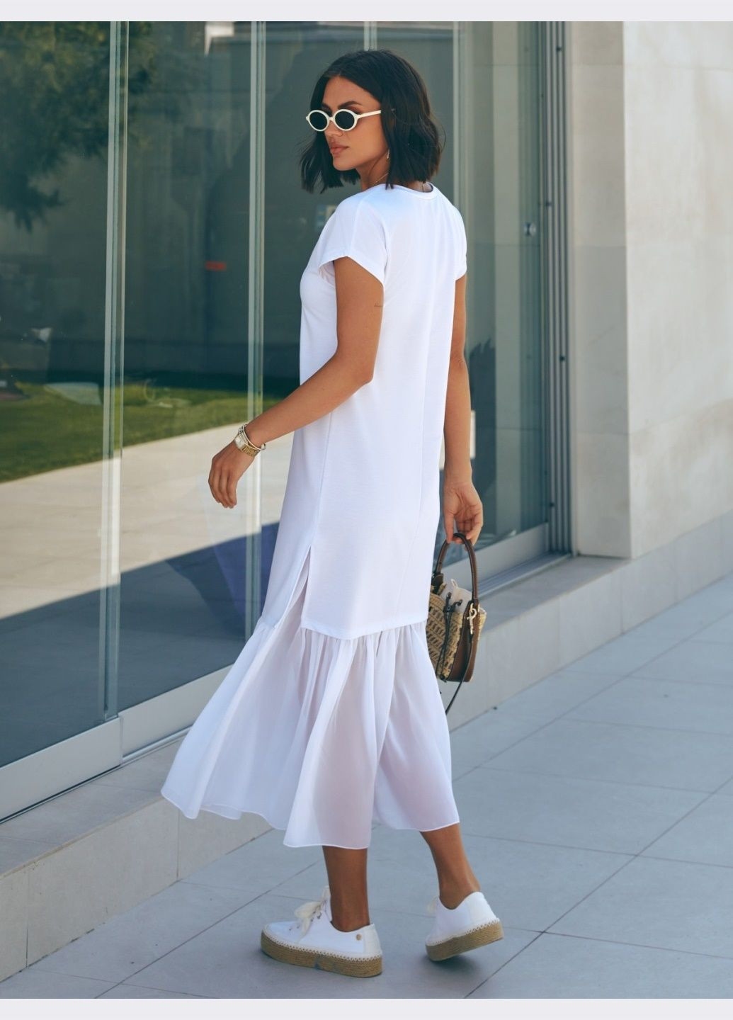Білий кежуал біла сукня-футболка із трикотажу з воланом із шифону сукня-футболка Dressa однотонна