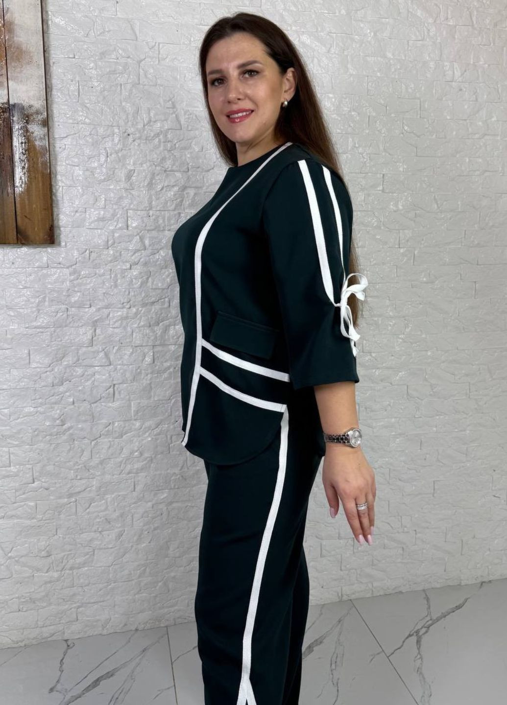 Класичний костюм двійка з декоративними стрічками: кофта з рукавами 3/4 + штани Україна (322581903)