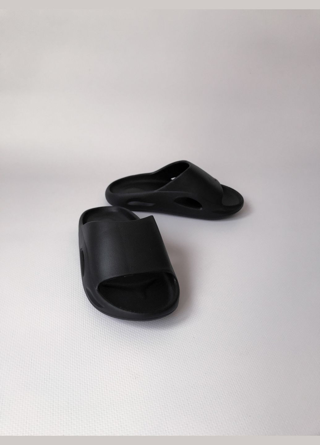 Дитячі шльопанці 30 р 18 см чорний артикул Ш23 Jomix (293942614)