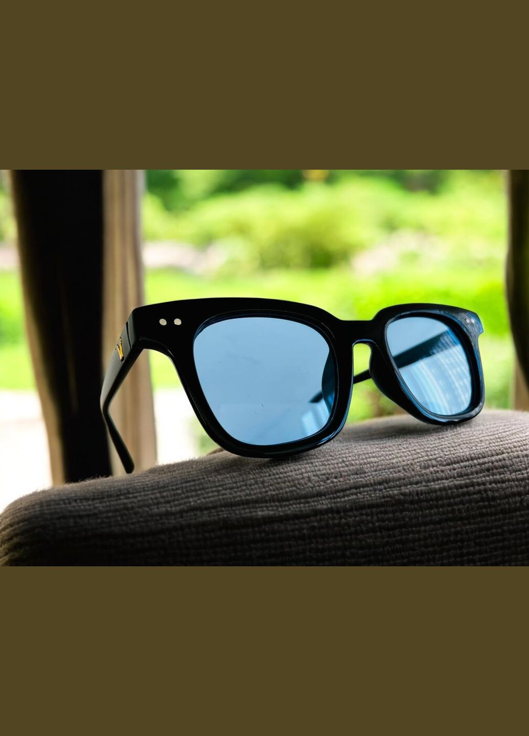Сонцезахисні окуляри жіночі чорні з синіми лінзами Wayfarer пластикові No Brand (328262705)