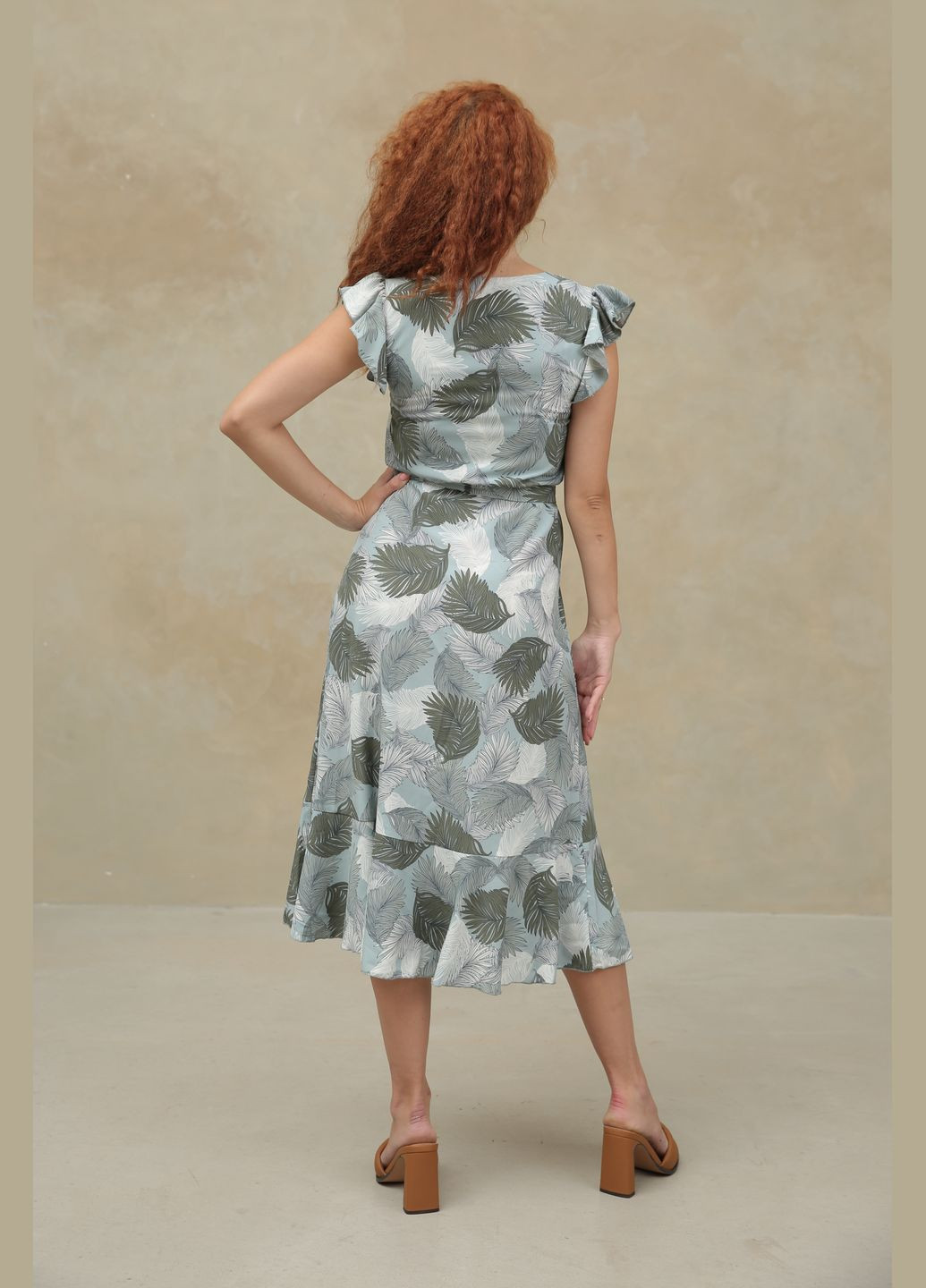 Комбінована коктейльна, повсякденний, кежуал, джинсова елегантна пряма сукня з воланом по низу INNOE з квітковим принтом