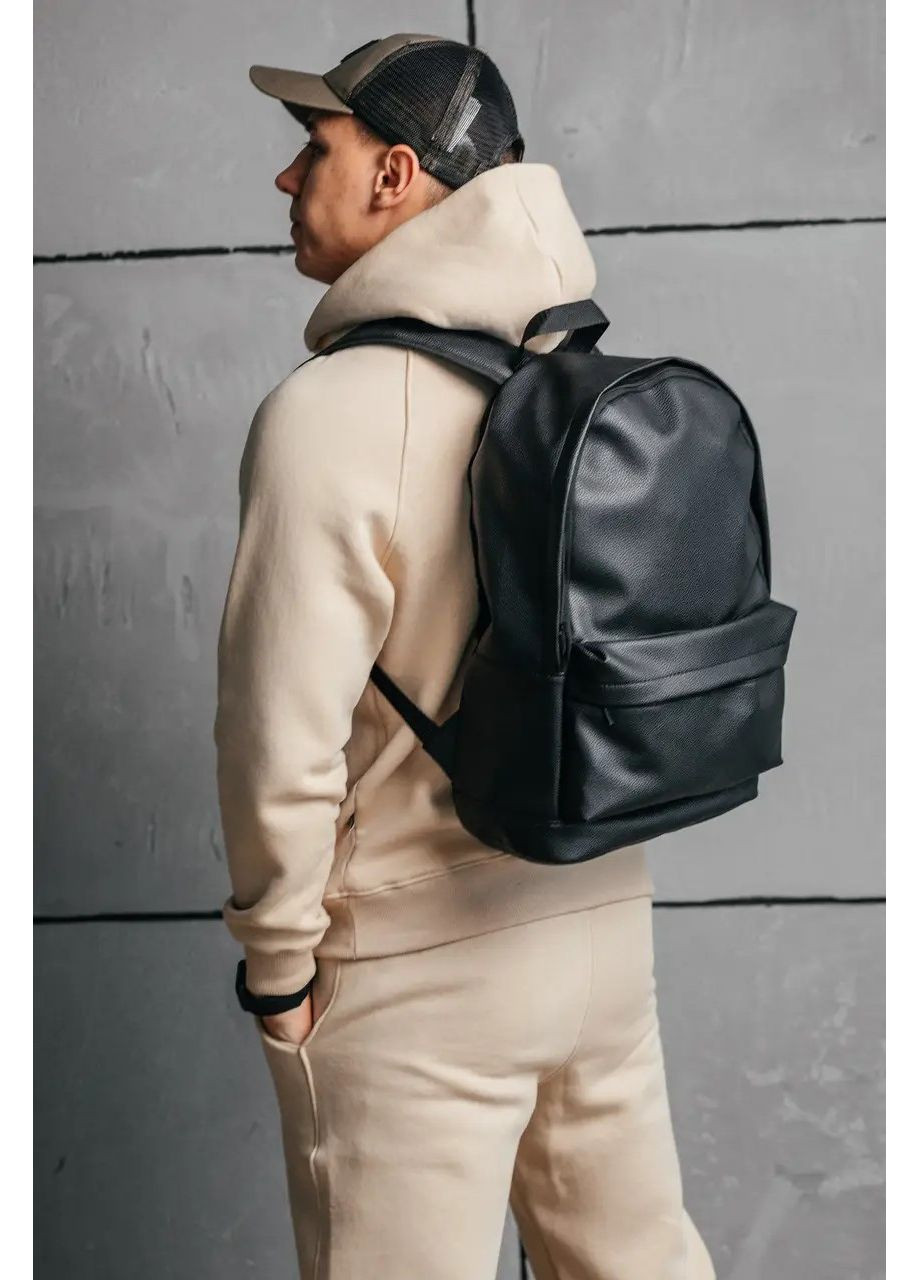 Рюкзак CalmSkin Black - еко-шкіра, формат 41×28×14 No Brand (370639346)