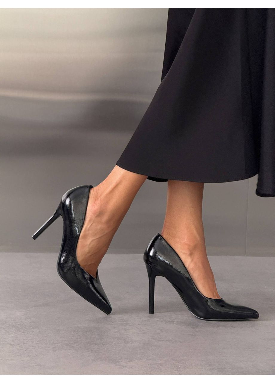Helen Чорні лаковані туфлі нв високому підборі чорний з штучна шкіра, україна — (348142989)