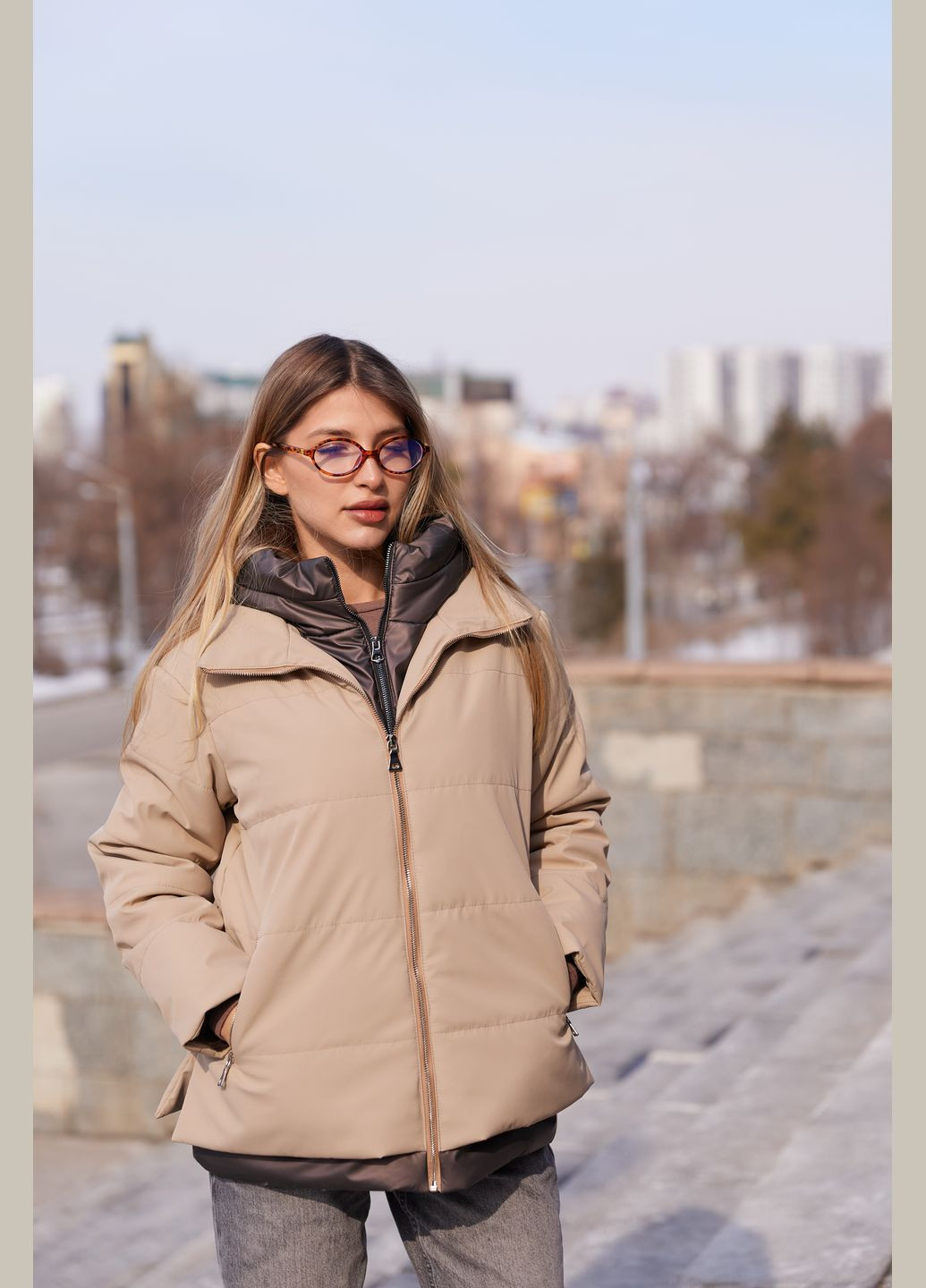 Темно-бежевая демисезонная куртка MN