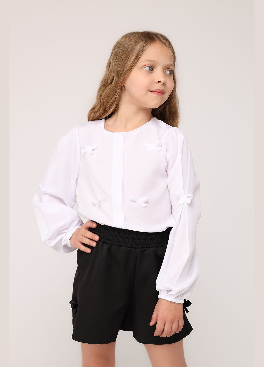 Белая блузка Yuki демисезонная