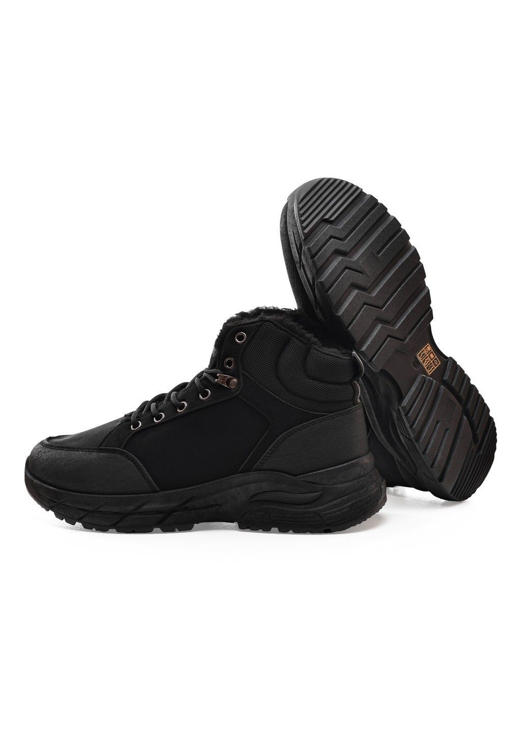 Черные зимние кроссовки мужские UTRAND