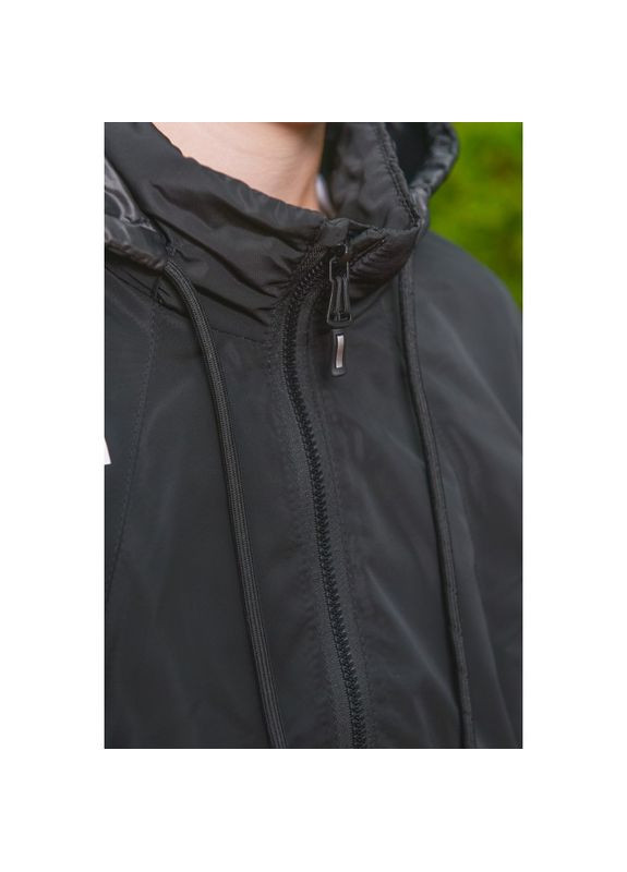 Черная демисезонная ветровка No Brand