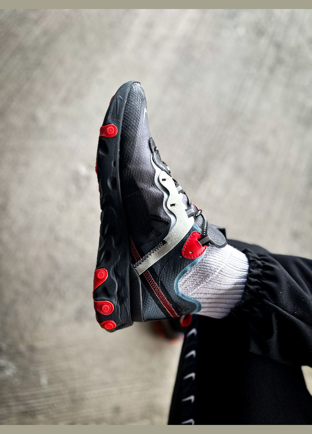 Чорні всесезон кросівки чоловічі nike react element 87 black red | найк реакт елемент 87 чорні червоні No Brand