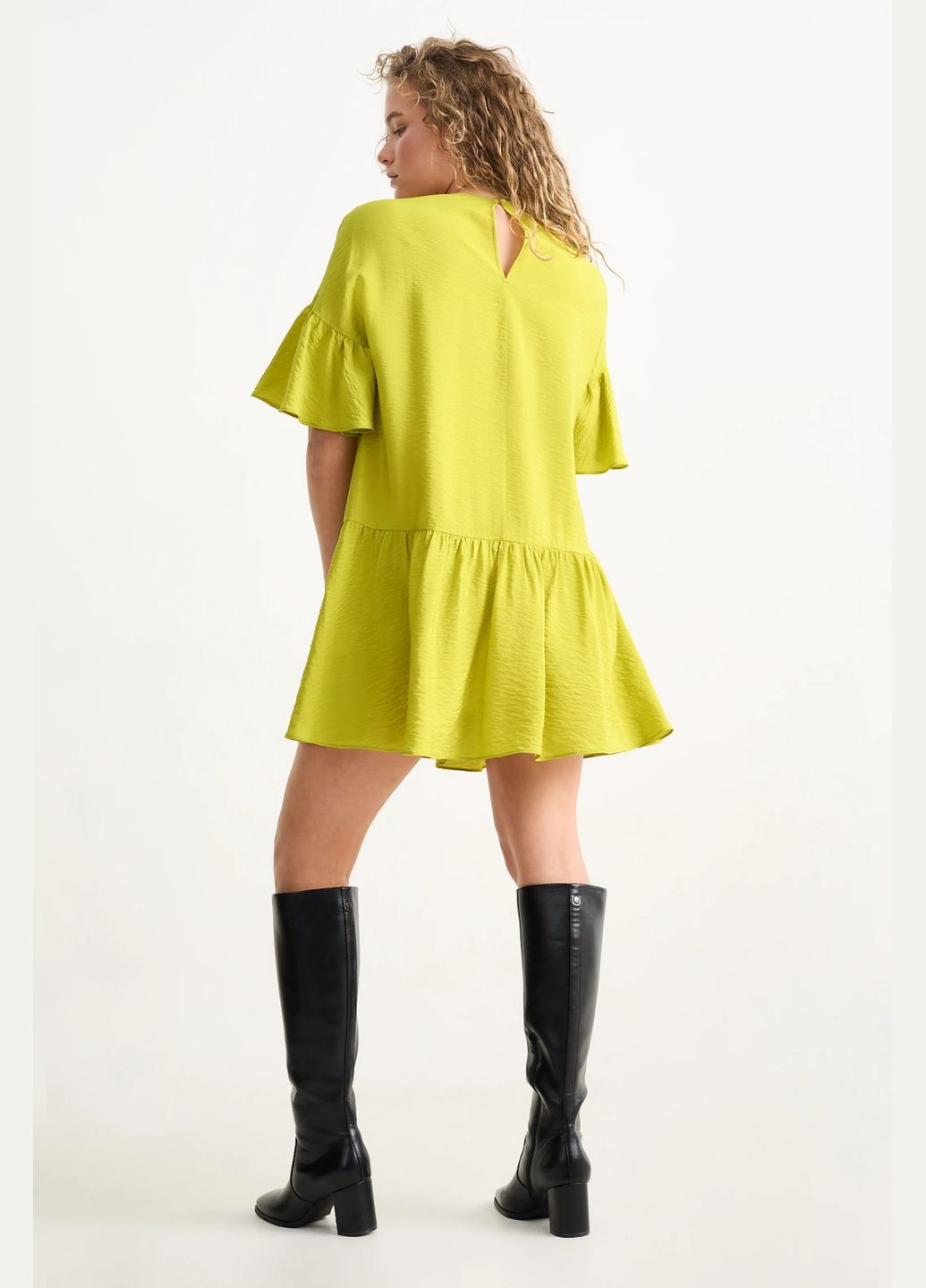 Желтое кэжуал платье из вискозы C&A однотонное