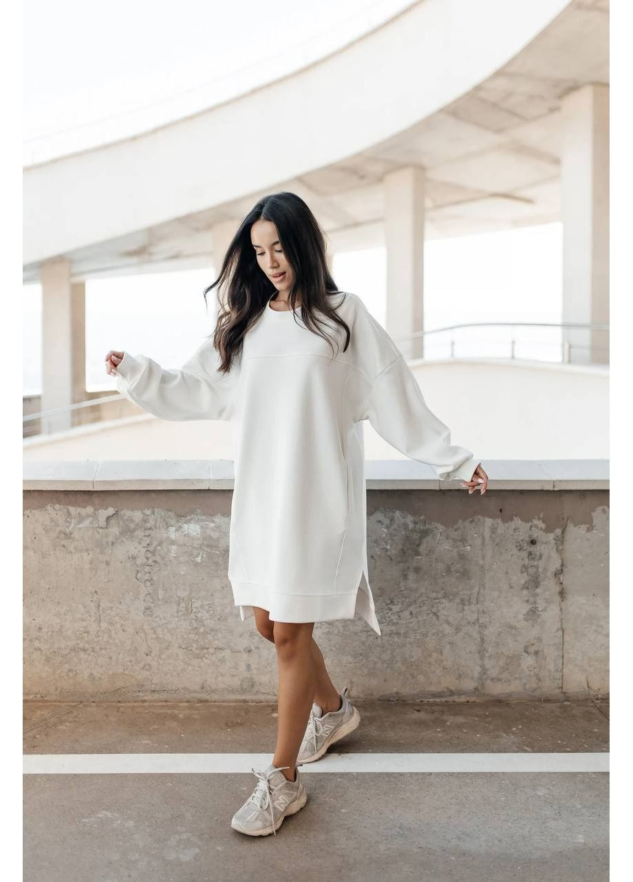 Молочное спортивное, повседневный женское спортивное платье платье-свитшот Avanti однотонное