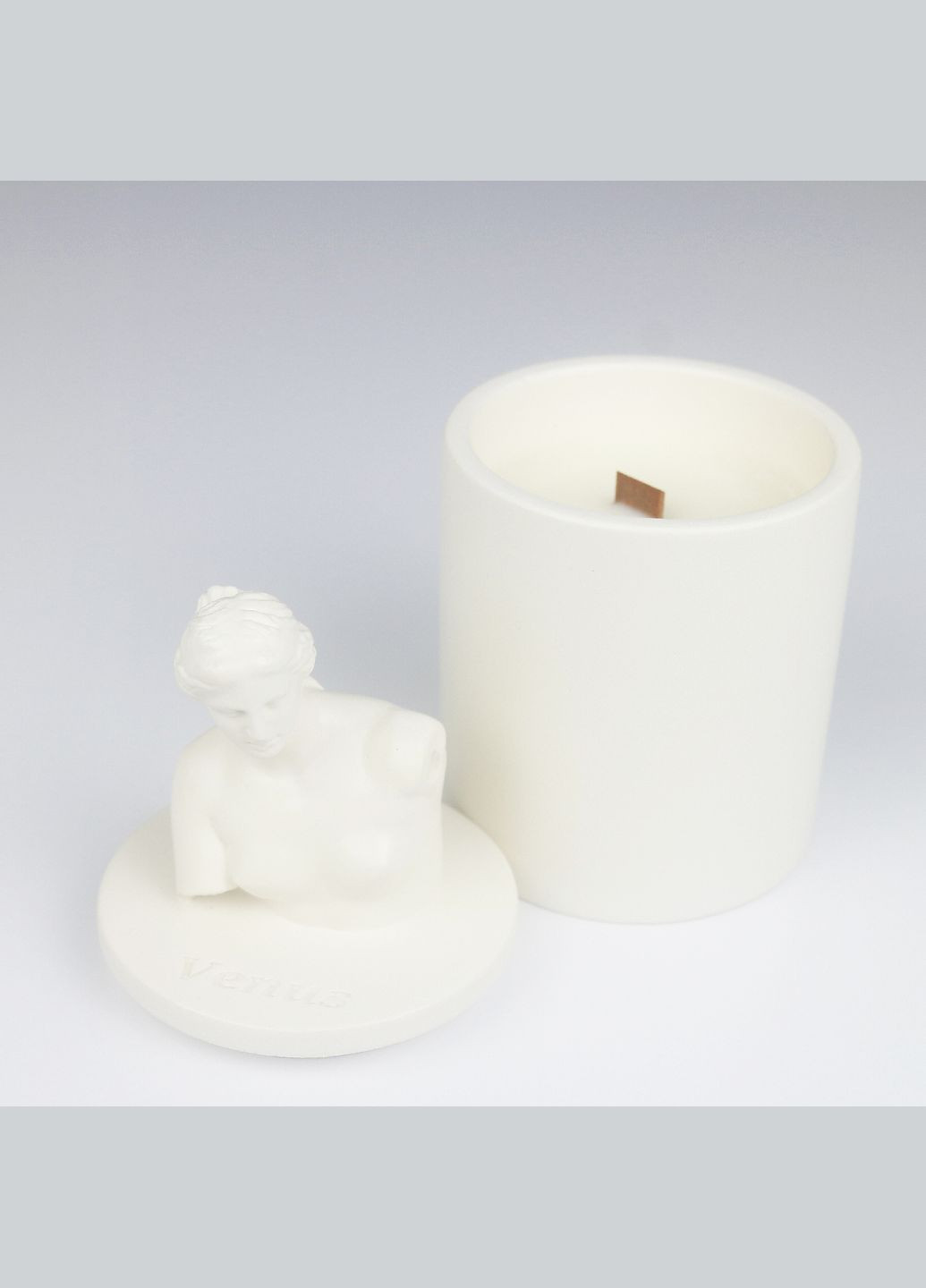 Аромасвічка VENUS CHERRY BLOSSOM BEIGE 100% WOOD WAX 165g 35h (NAC 1105) Гранд Презент (302666404)