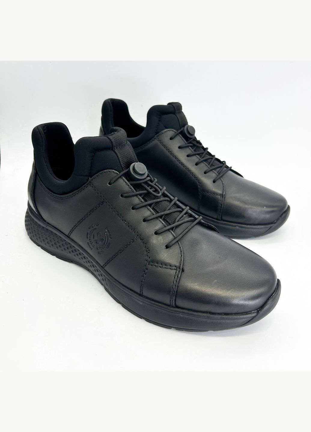 Чорні кросівки (р) шкіра/текстиль 0-2-2-b-7694-00 Rieker